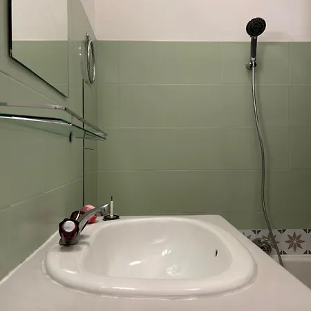 Appartement Au Charme Des Carmes - T1 Sur Cour - Métro A&b