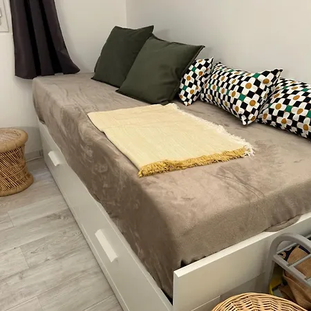 Appartement Au Charme Des Carmes - T1 Sur Cour - Métro A&b Toulouse